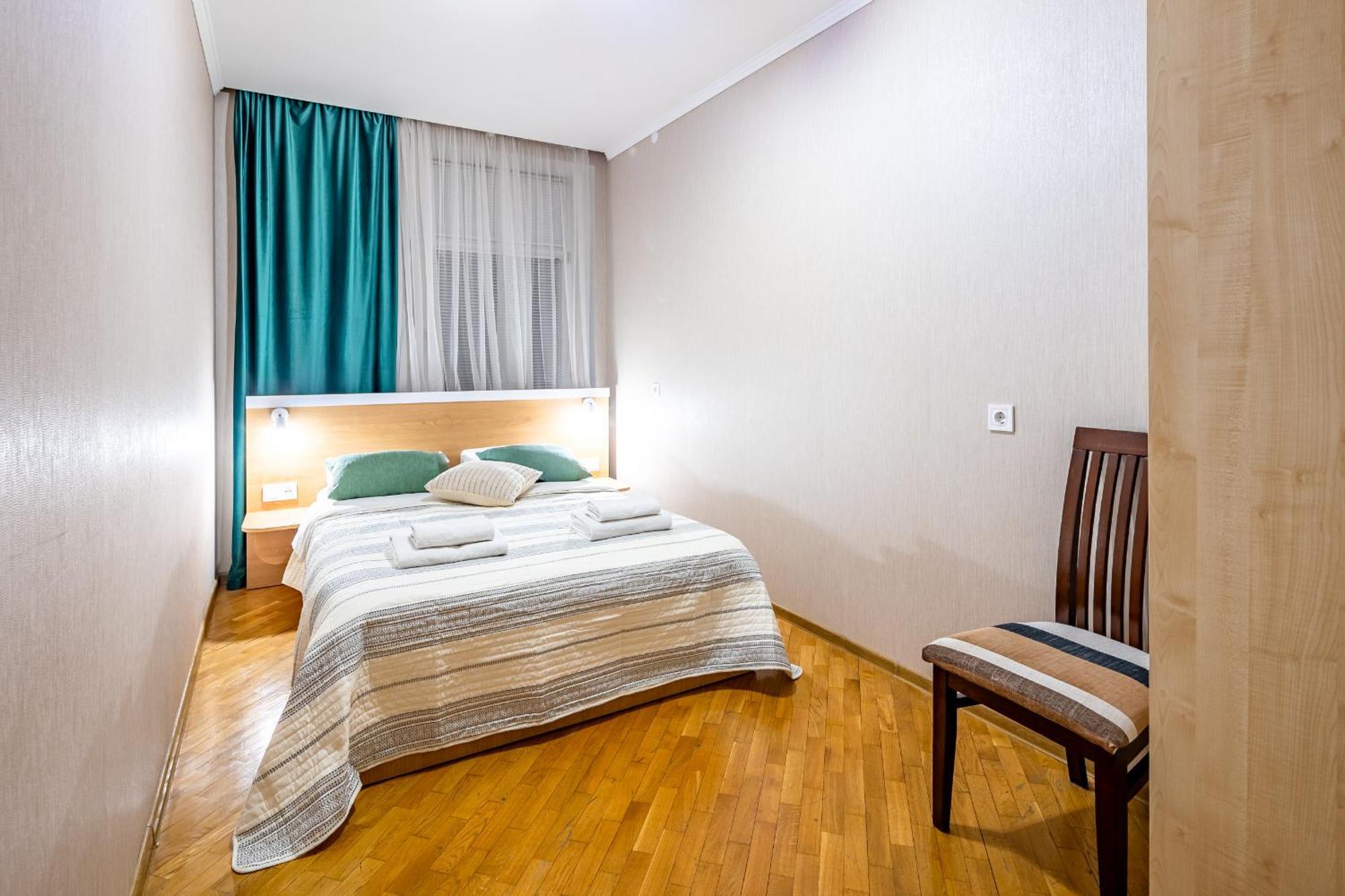 Just Another Comfy Apartment On The Main Squere. 2 Bedrooms, Own Heating, Ac Lviv Dış mekan fotoğraf